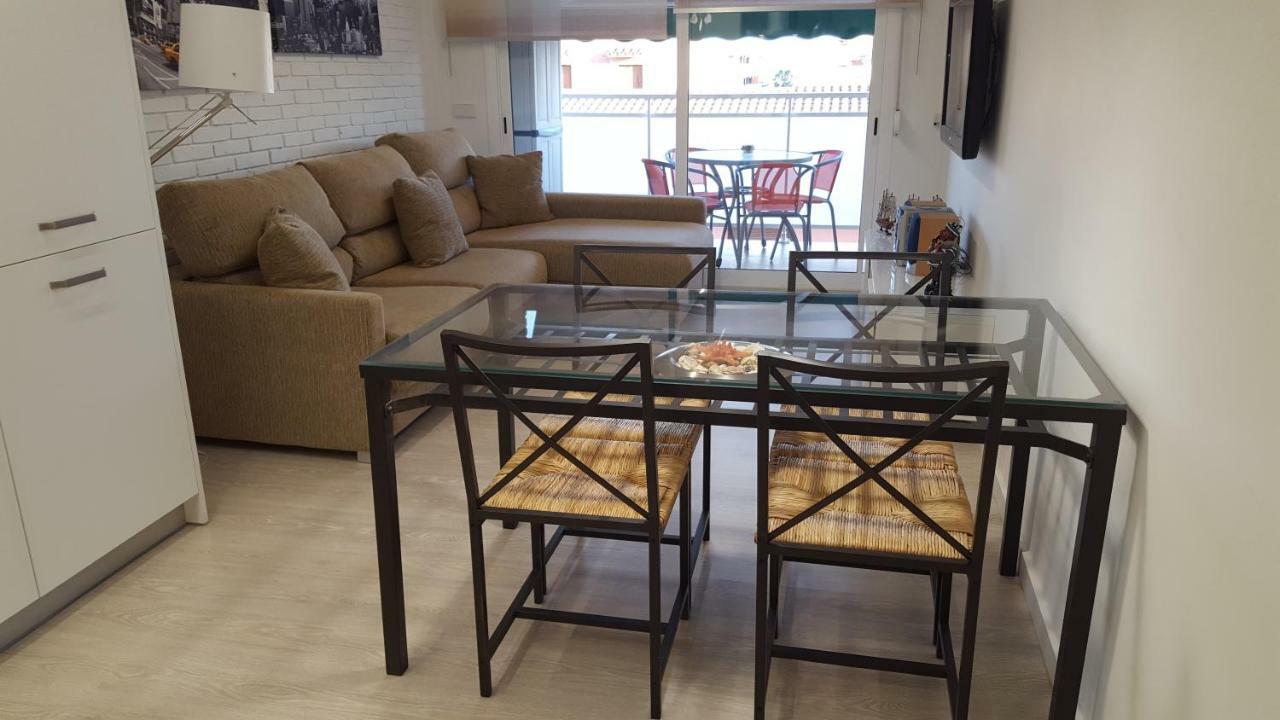 Apartamento Vacacional ซาลอว์ ภายนอก รูปภาพ