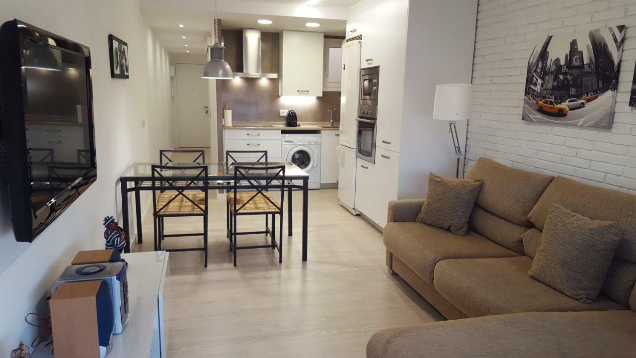 Apartamento Vacacional ซาลอว์ ภายนอก รูปภาพ