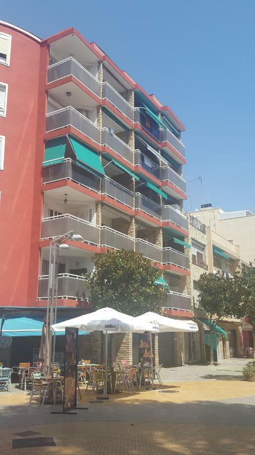 Apartamento Vacacional ซาลอว์ ภายนอก รูปภาพ